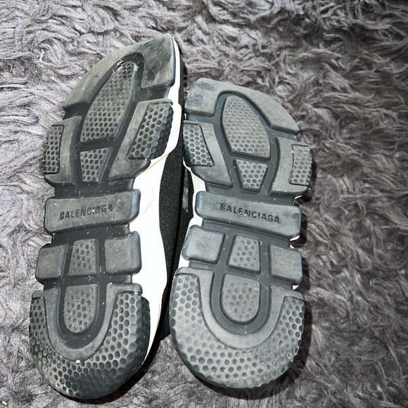 AUTHENTIC balenciaga speed sneaker - Picture 5 of 5